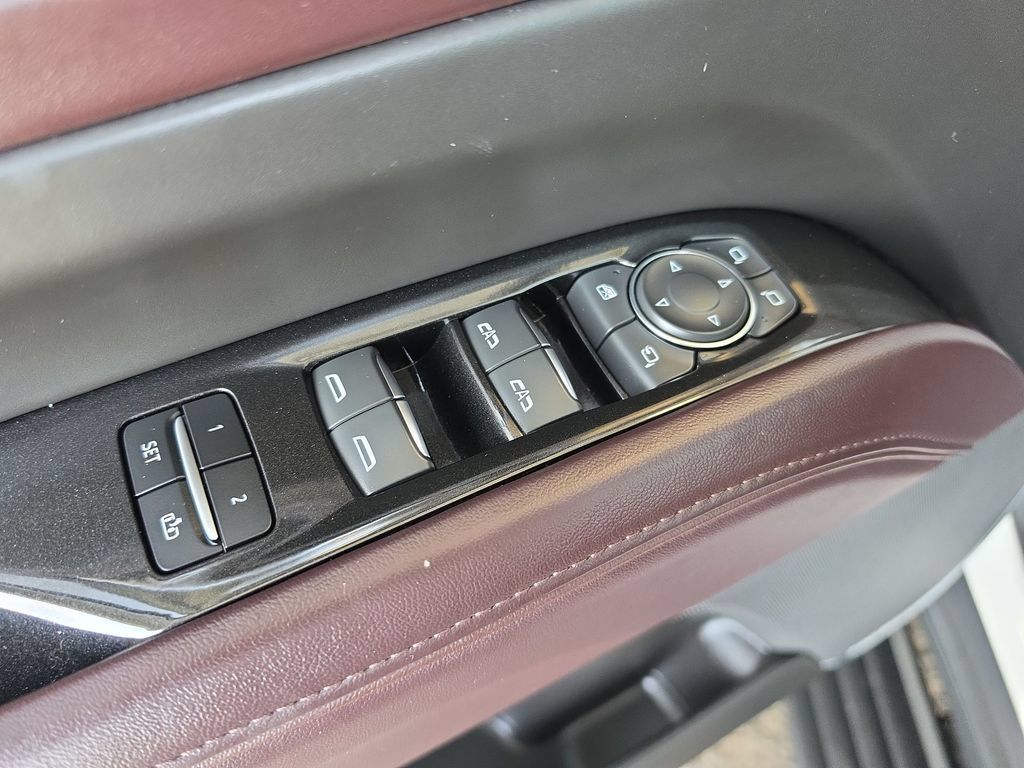 Certified 2024 Cadillac Escalade Sport Platinum w/ Heavy-Duty Trailer Package AWD/4WD image 28