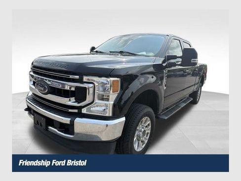 Used 2020 Ford F250 XLT w/ Snow Plow Prep Package AWD/4WD image 1