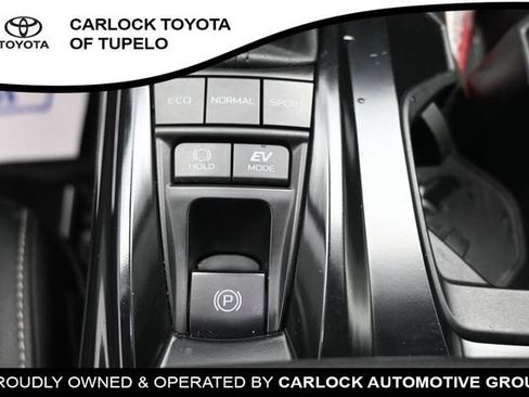 Used 2025 Toyota Camry SE FWD image 16