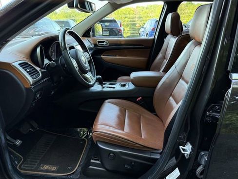 Used 2013 Jeep Grand Cherokee Overland Summit AWD/4WD image 10