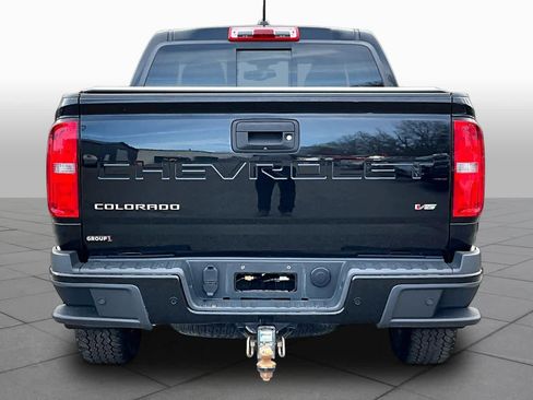 Used 2021 Chevrolet Colorado Z71 AWD/4WD image 5