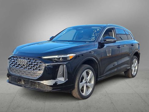 New 2025 Audi Q5 Prestige image 1