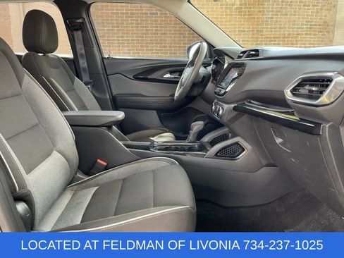 Certified 2021 Chevrolet TrailBlazer LT w/ Convenience Package FWD image 26