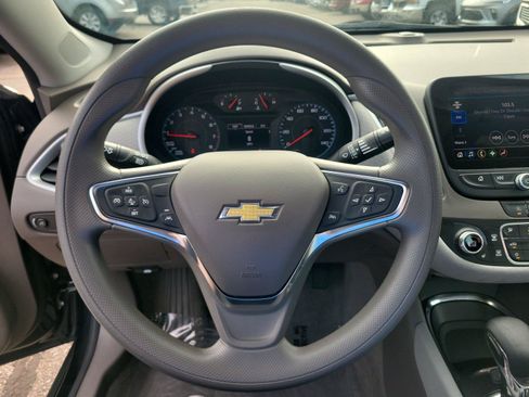 Used 2024 Chevrolet Malibu LT FWD image 24