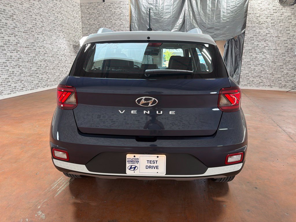 New 2026 Hyundai Venue SEL FWD image 6