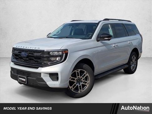 New 2025 Ford Expedition Active image 1