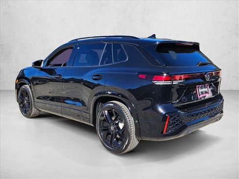 New 2026 Volkswagen Tiguan SE R-Line image 9