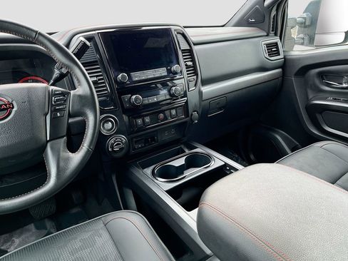 Used 2023 Nissan Titan PRO-4X image 23