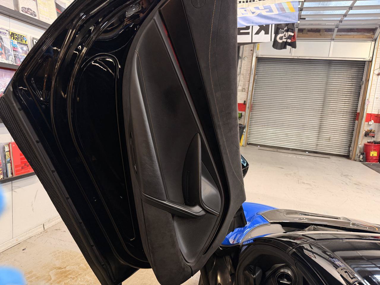 Used 2022 McLaren 720S Performance RWD image 27