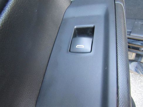 Used 2019 Chevrolet Silverado 1500 Custom Trail Boss image 22