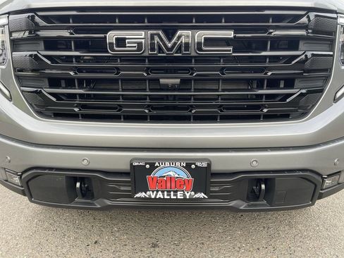 New 2026 GMC Sierra 1500 Elevation w/ Elevation Premium Package image 32