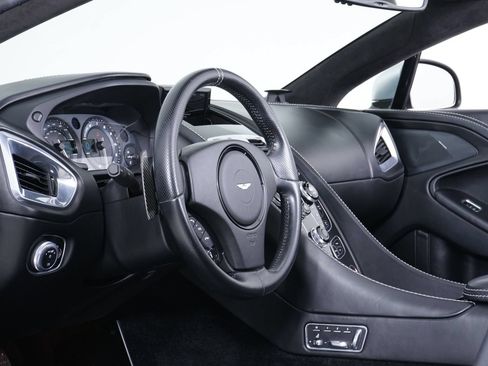 Used 2016 Aston Martin Vanquish Volante RWD image 4