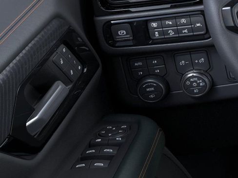 New 2026 GMC Yukon XL AT4 w/ AT4 Premium Plus Package AWD/4WD image 22