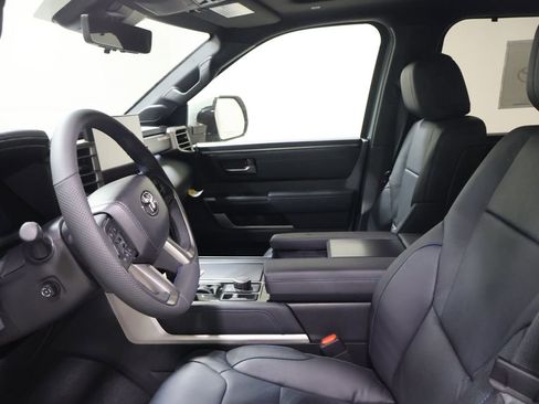 New 2026 Toyota Tundra Platinum AWD/4WD image 8