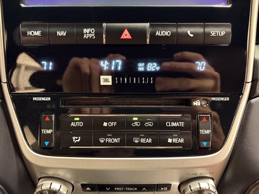Used 2016 Toyota Land Cruiser AWD/4WD image 28