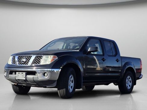 Used 2007 Nissan Frontier SE w/ Power Pkg AWD/4WD image 16