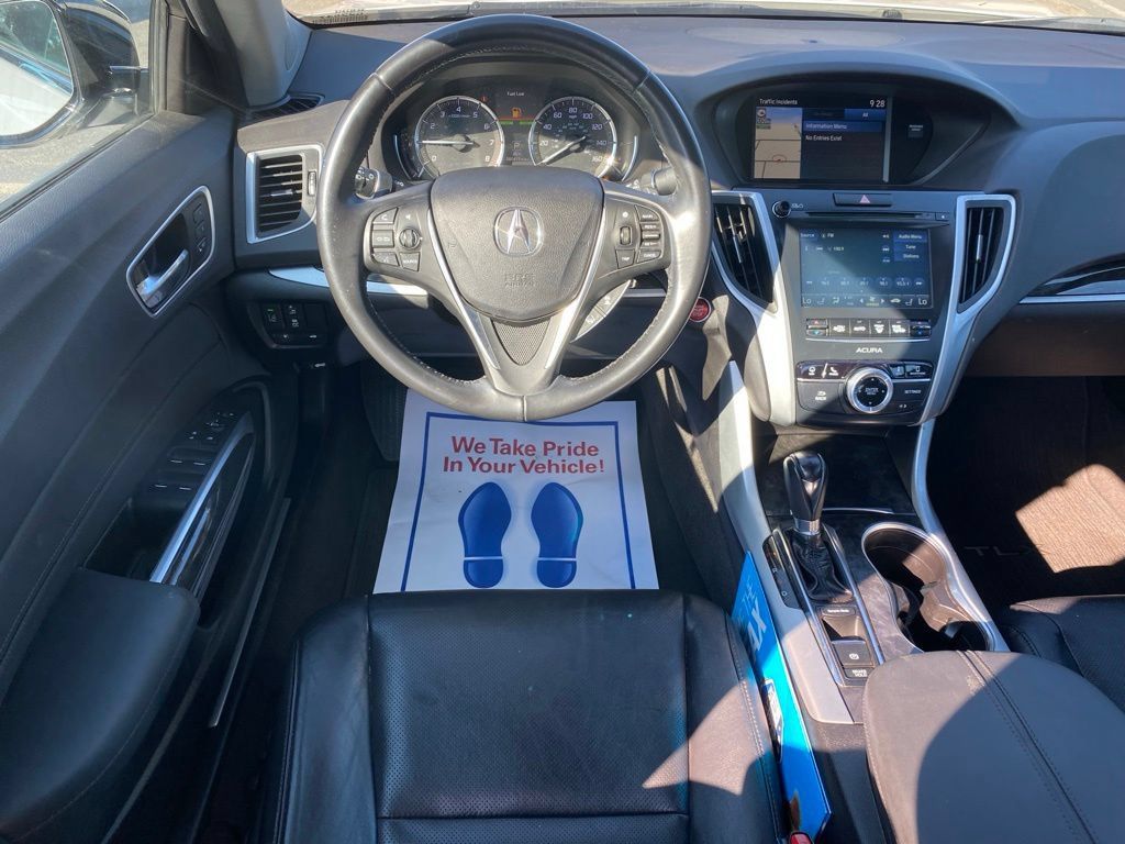 Used 2020 Acura TLX w/ Technology Package FWD image 10