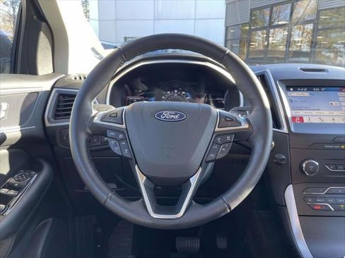 Used 2019 Ford Edge SEL w/ Equipment Group 201A image 19