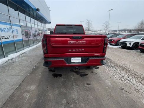Used 2024 GMC Sierra 2500 AT4 w/ AT4 Preferred Package image 7
