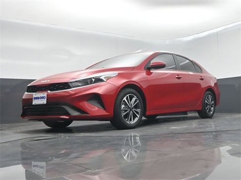 Used 2024 Kia Forte LXS image 45