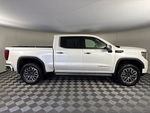 Used 2023 GMC Sierra 1500 Denali Ultimate AWD/4WD image 6