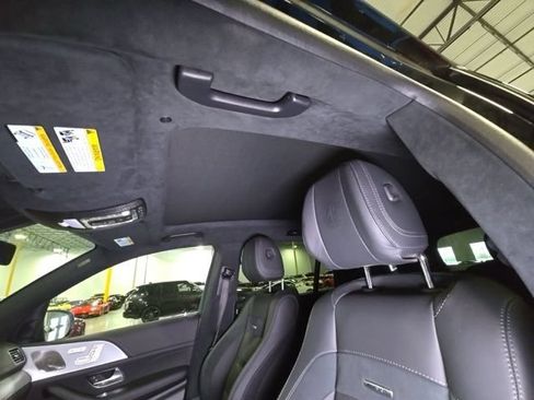 Used 2025 Mercedes-Benz GLS 63 AMG 4MATIC image 10