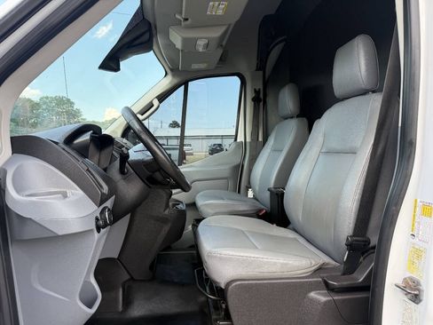 Used 2018 Ford Transit 350 148 Medium Roof RWD image 3
