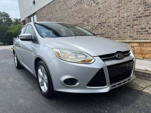 Used 2013 Ford Focus SE FWD image 7
