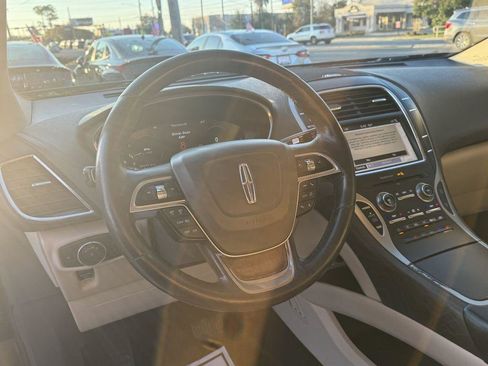 Used 2019 Lincoln Nautilus Reserve w/ Cargo Utility Package image 13