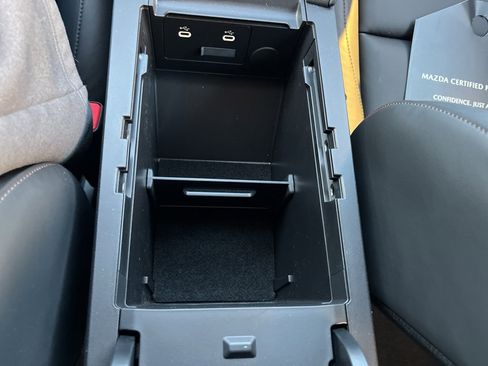 Certified 2025 MAZDA MAZDA3 s image 18