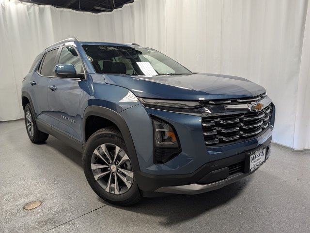 New 2027 Chevrolet Equinox LT AWD/4WD image 2