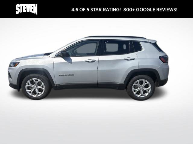 Used 2024 Jeep Compass Latitude AWD/4WD image 8