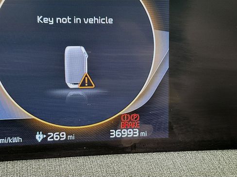 Used 2022 Kia EV6 Wind image 19