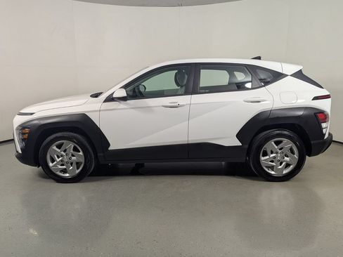 Used 2024 Hyundai Kona SE FWD image 4