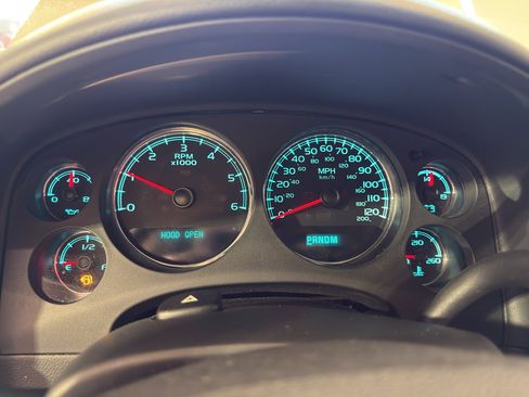 Used 2012 GMC Yukon SLT w/ SLT-2 Equipment Package AWD/4WD image 16