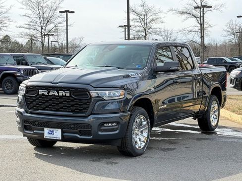 New 2026 RAM 1500 4x4 Crew Cab image 3