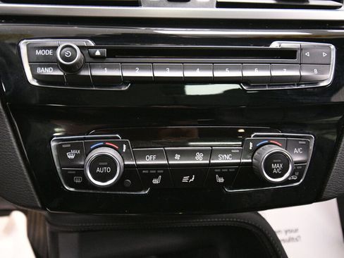 Used 2019 BMW X1 xDrive28i w/ Convenience Package image 16