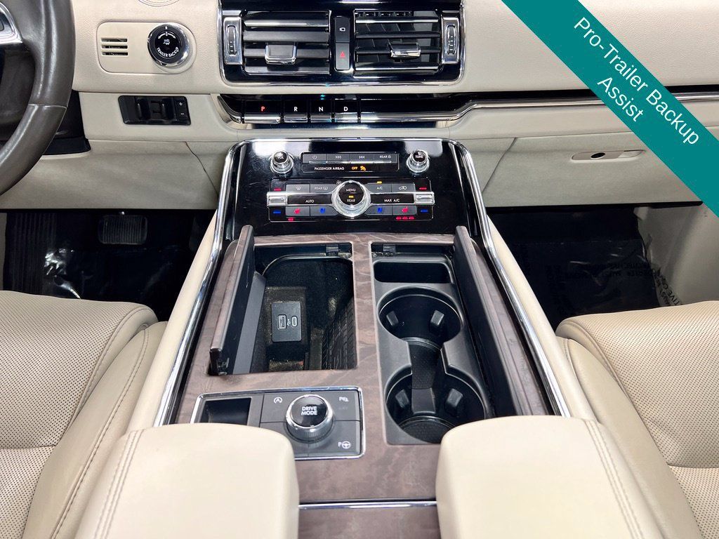 Used 2021 Lincoln Navigator L Reserve w/ Luxury Package AWD/4WD image 15