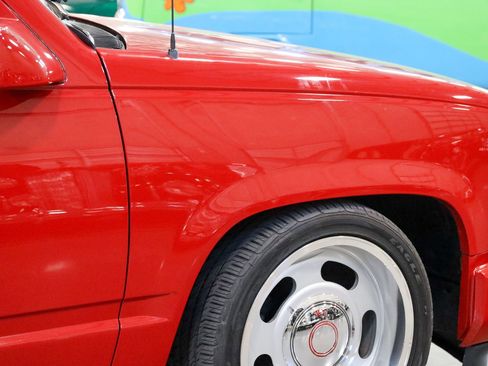 Used 1988 Chevrolet Silverado 1500 2WD Regular Cab image 34