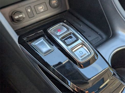 Used 2020 Hyundai Sonata Limited image 21