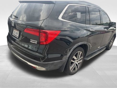 Used 2017 Honda Pilot Touring image 20