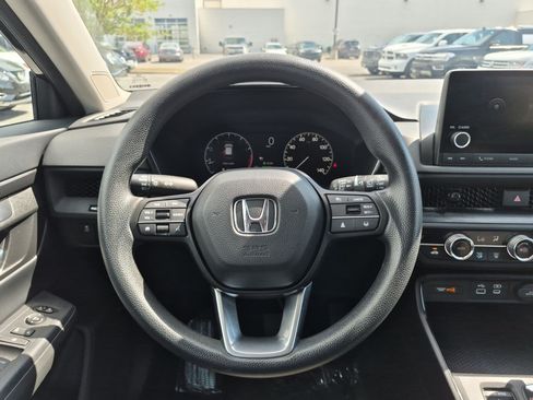 Used 2024 Honda CR-V EX image 19