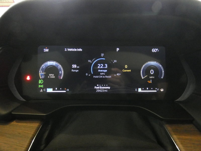 Used 2024 Jeep Grand Cherokee Summit w/ Luxury Tech Group V AWD/4WD image 24