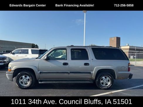Used 2002 Chevrolet Suburban LS image 5