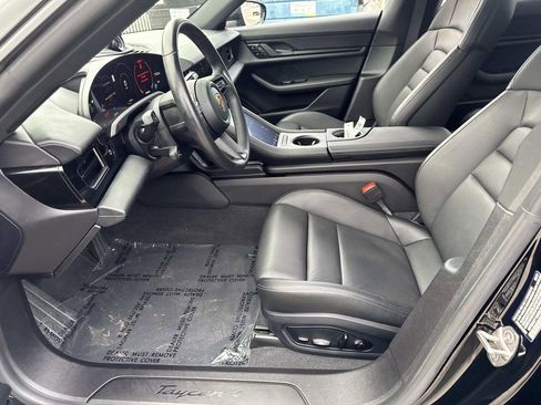 Used 2021 Porsche Taycan 4 Cross Turismo image 14