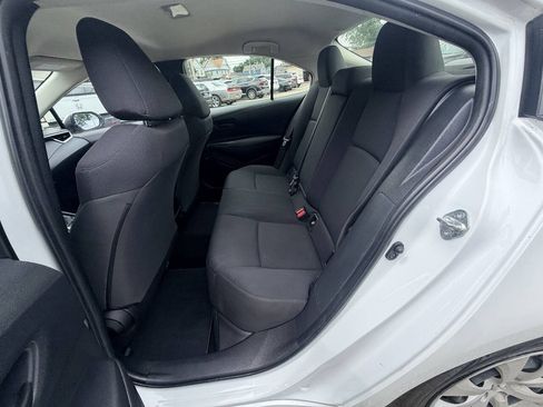 Used 2022 Toyota Corolla LE FWD image 46