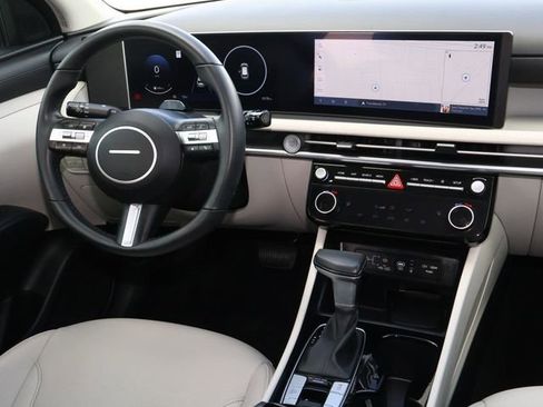 Used 2025 Hyundai Tucson SEL image 10