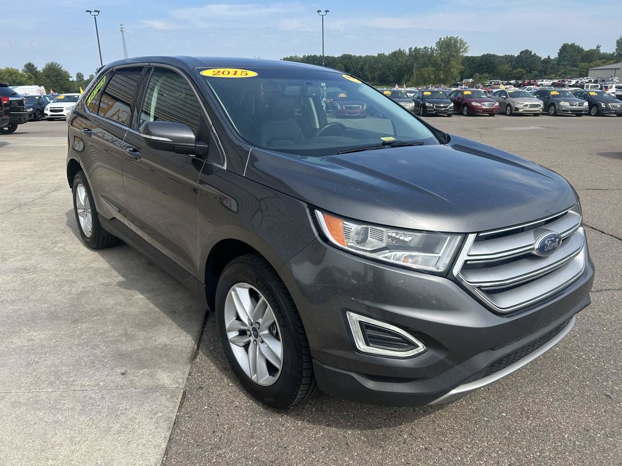 Used 2015 Ford Edge SEL w/ Equipment Group 201A AWD/4WD image 3