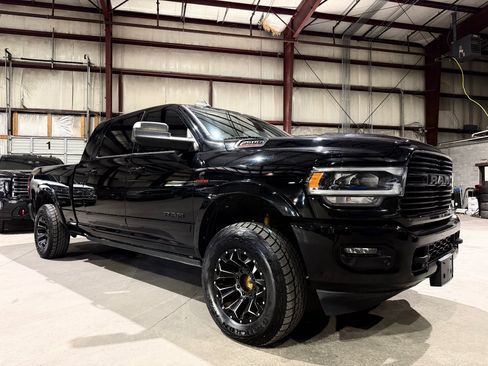 Used 2019 RAM 2500 Laramie AWD/4WD image 1
