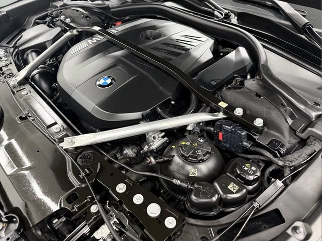 Used 2025 BMW 740i RWD image 11